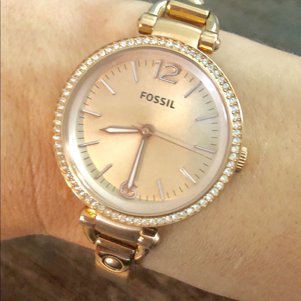 Rose Gold Fossil 54 Radio Fashion Bracelet Watch